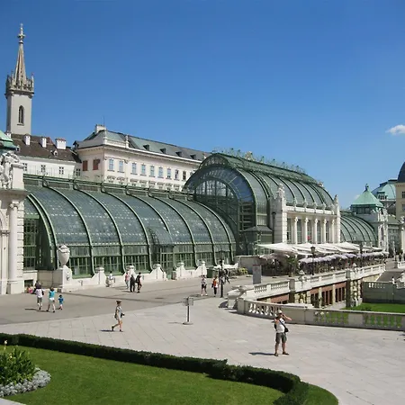 Living Hotel An Der Oper-3