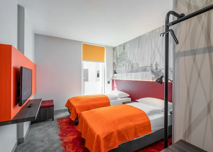 Hotel Campanile Vienna South